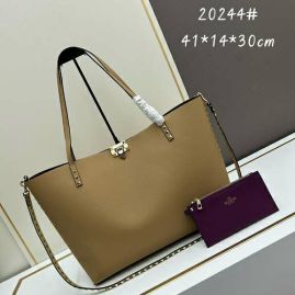 Picture of Valentino Lady Handbags _SKUfw156980664fw